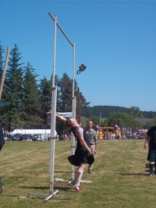 Meines Wissens wurde keiner erschlagen von seinem Gewicht...