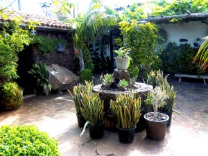 Der bezaubernde Innenhof des Töpfermuseums Arguayo in Giua de Isora