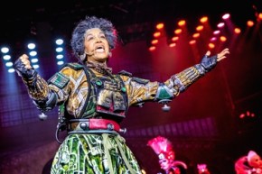 Mama__die_alte_Dampflok